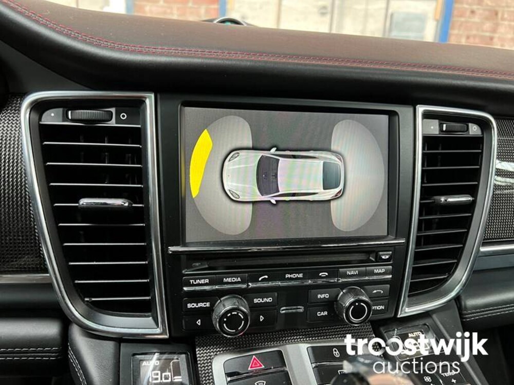 Porsche Panamera GTS 4.8 V8 430 PS 2012 SportChrono, PP-403-P