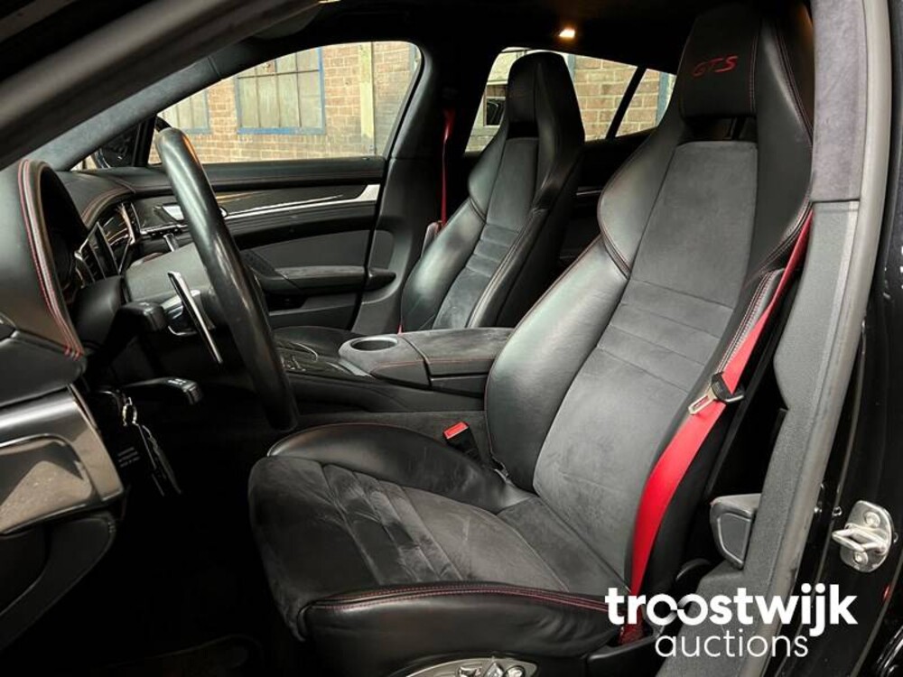 Porsche Panamera GTS 4.8 V8 430 PS 2012 SportChrono, PP-403-P