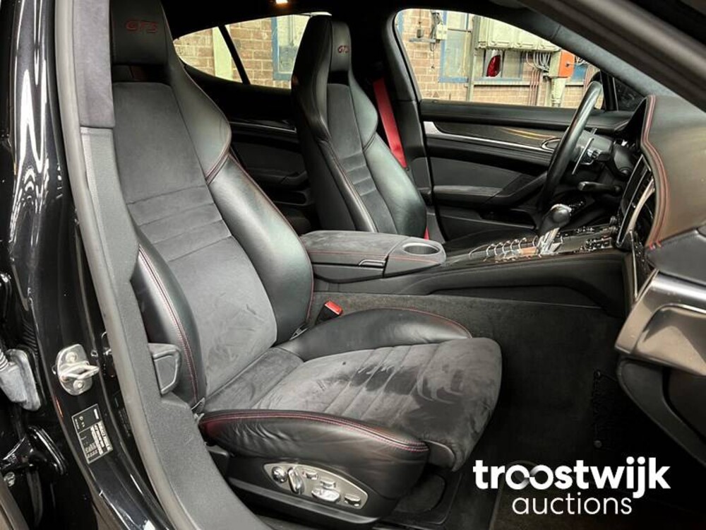 Porsche Panamera GTS 4.8 V8 430 PS 2012 SportChrono, PP-403-P
