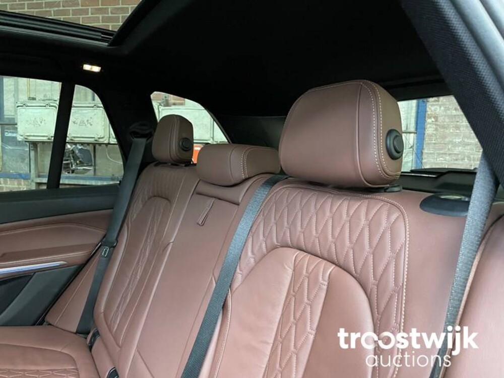 BMW X5 M50d xDrive 3.0 V6 NEW MODEL 400hp 2019