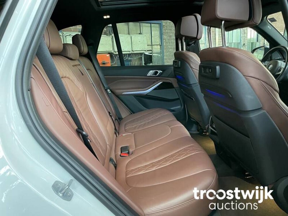 BMW X5 M50d xDrive 3.0 V6 NEW MODEL 400hp 2019