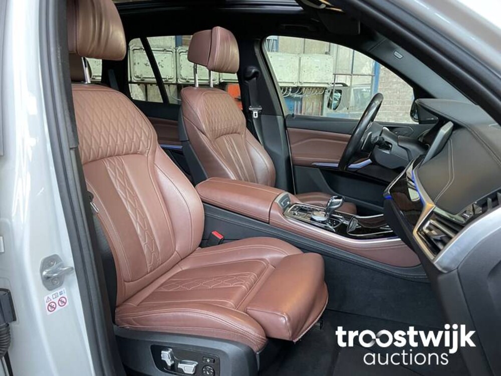 BMW X5 M50d xDrive 3.0 V6 NEW MODEL 400hp 2019