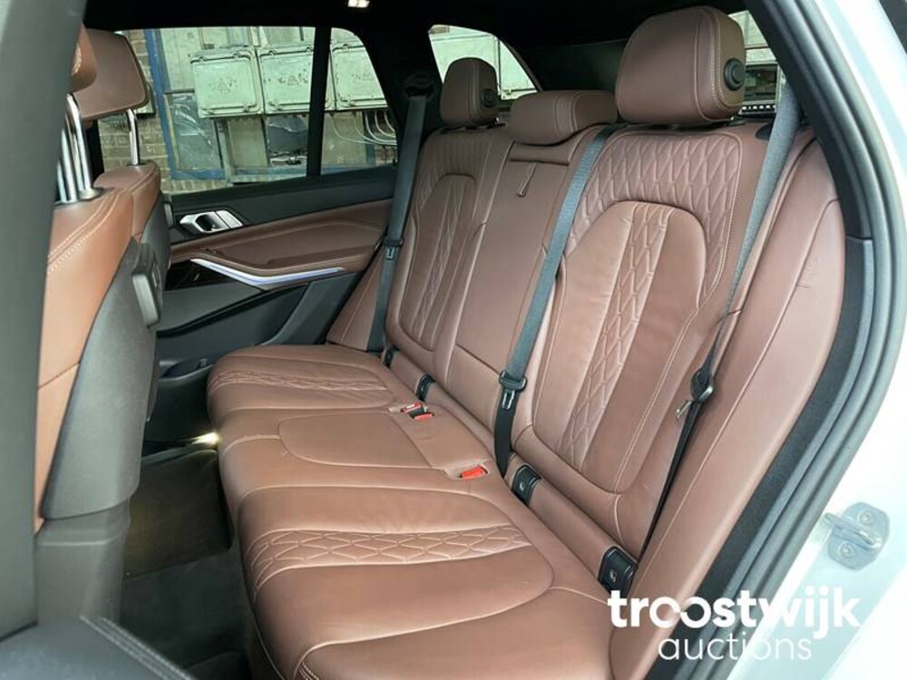 BMW X5 M50d xDrive 3.0 V6 NEW MODEL 400hp 2019