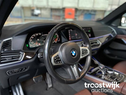BMW X5 M50d xDrive 3.0 V6 NEUES MODELL 400 PS 2019