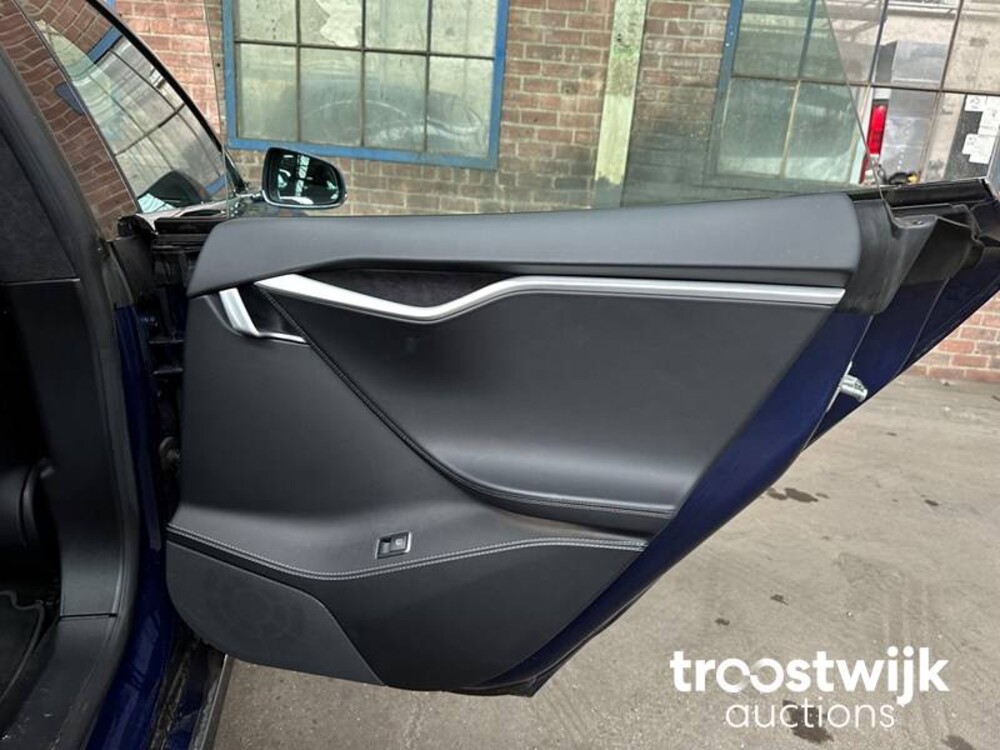 Tesla Model S 75D Base 333PS 2018 -Orig. NL-, RZ-795-K