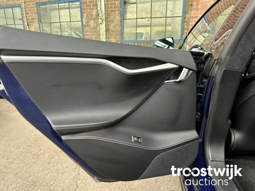 Tesla Model S 75D Base 333PS 2018 -Orig. NL-, RZ-795-K