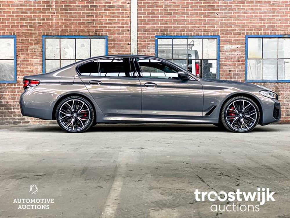 BMW 520e M-Sport Business Edition Plus 204PS 2022 -Orig. NL-, N-654-UK Herstellergarantie