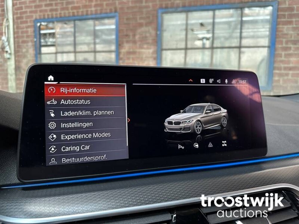 BMW 520e M-Sport Business Edition Plus 204PS 2022 -Orig. NL-, N-654-UK Herstellergarantie