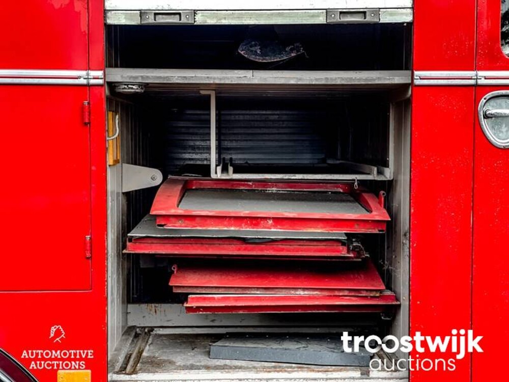 Ford Brandweerauto 3.9 V8 C620 1954, PB-47-78