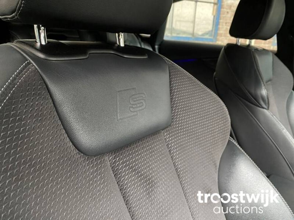 Audi  A5 Sportback S-Line 3.0 V6 TDI Quattro 218pk 2017 Nieuw-Model