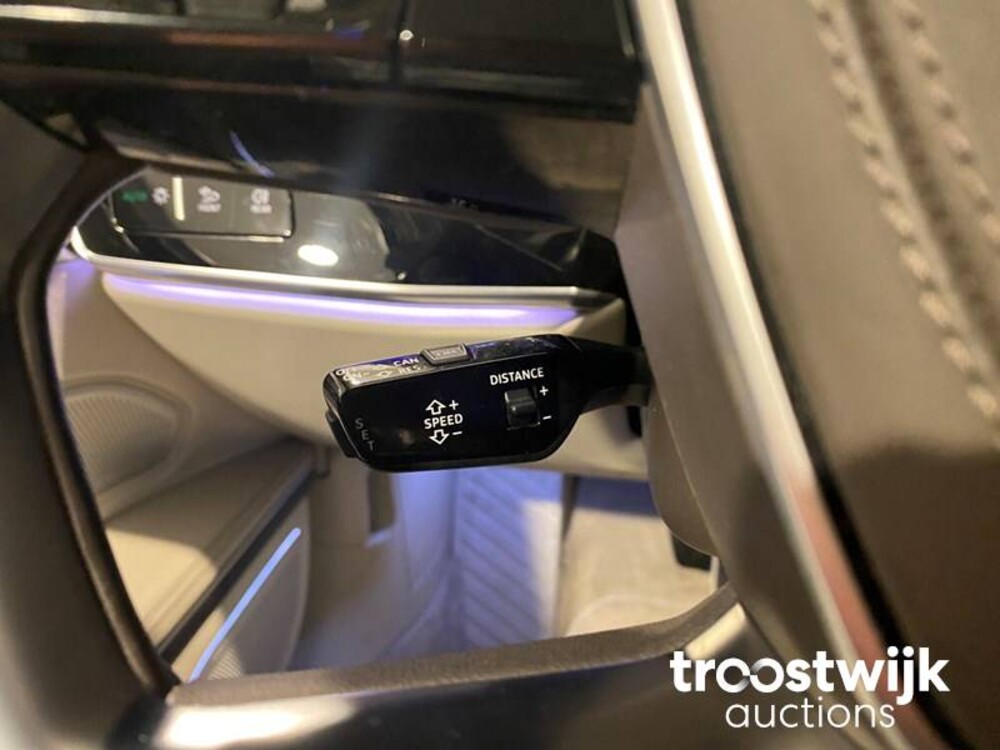 Audi A8 55 TFSI Quattro Lang Pro Line Plus 340pk 2017, S-218-TH