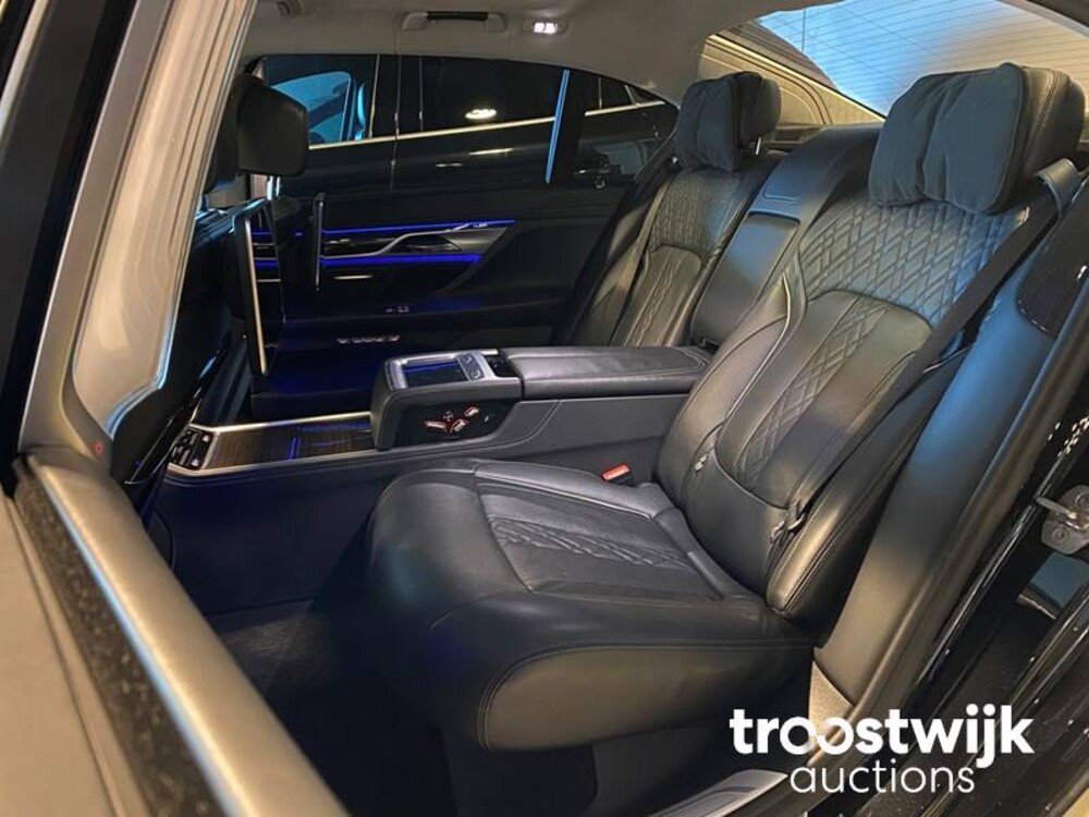 BMW 750Li High Executive Twin Power Turbo 449pk 2016 7-serie, PL-586-X