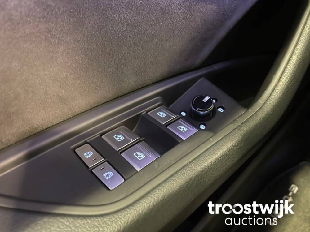 Audi e-tron 55 Sport Quattro Advanced 95 kWh 408pk 2018 -Orig. NL-, XH-703-D