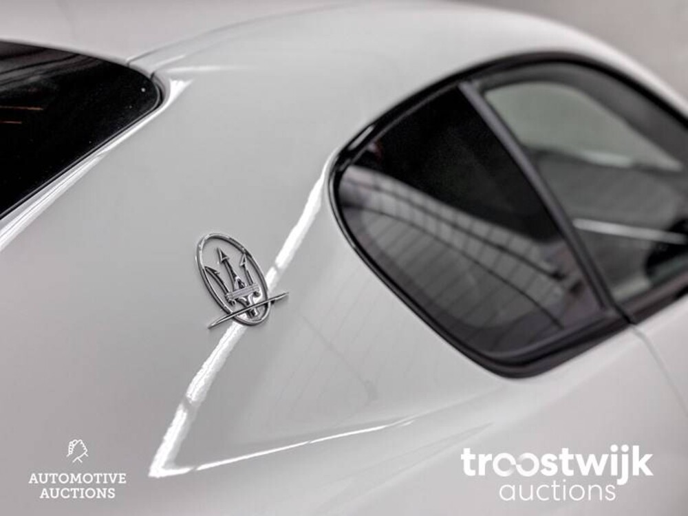 Maserati GranTurismo 4.7 MC Stradale 450pk 2011, L-647-FF