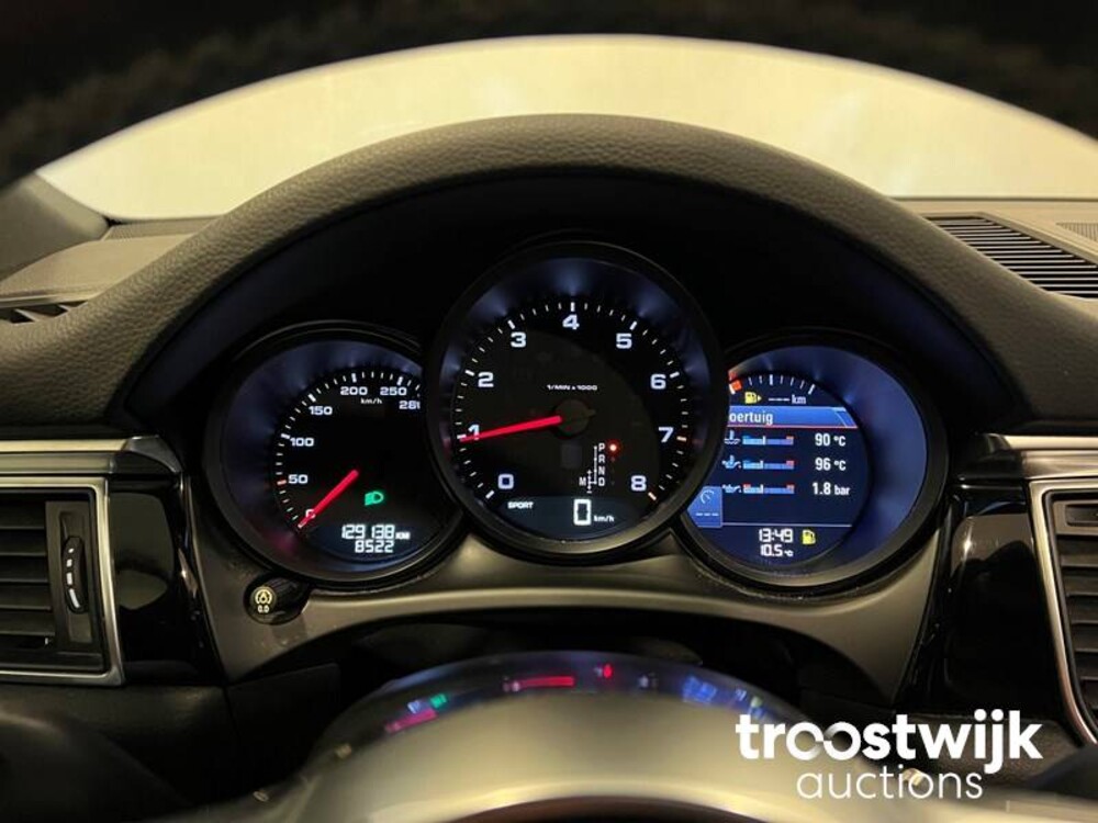 Porsche Macan -FACELIFT-  252pk 2018 -Orig. NL- , TL-246-D