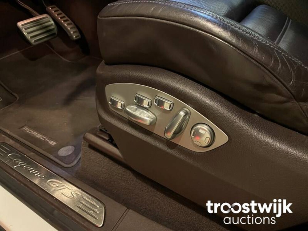 Porsche Cayenne GTS 4.8 V8 SportChrono 420pk 2014, HB-295-K