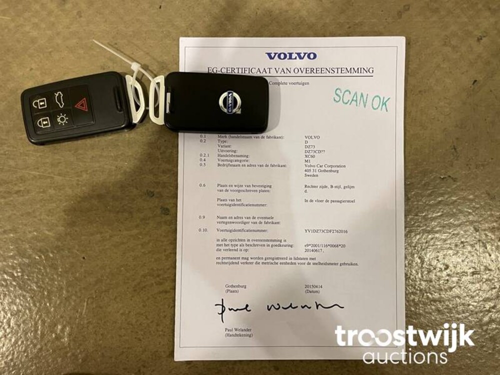 Volvo XC60 R-Design D4 Ocean Race 181pk 2015, ZN-700-D