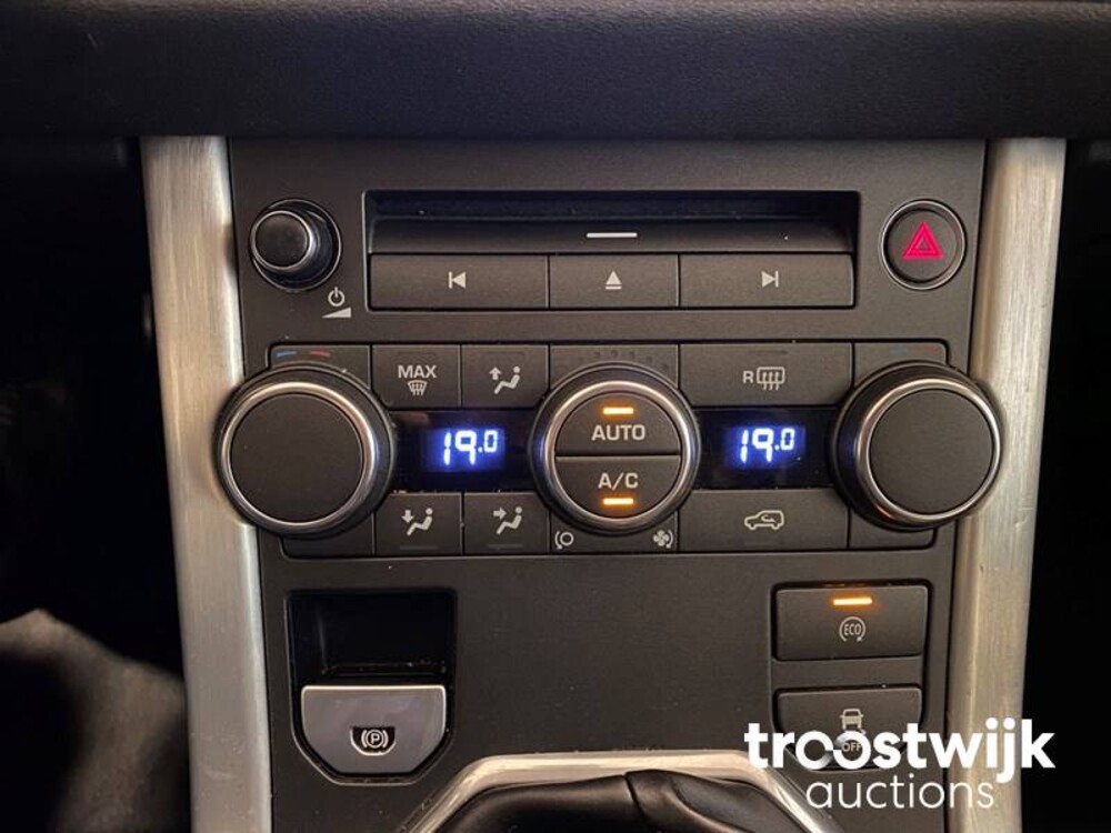 Land Rover Range Rover Evoque 2.2 eD4 2WD Prestige 150hp 2013, XT-118-V