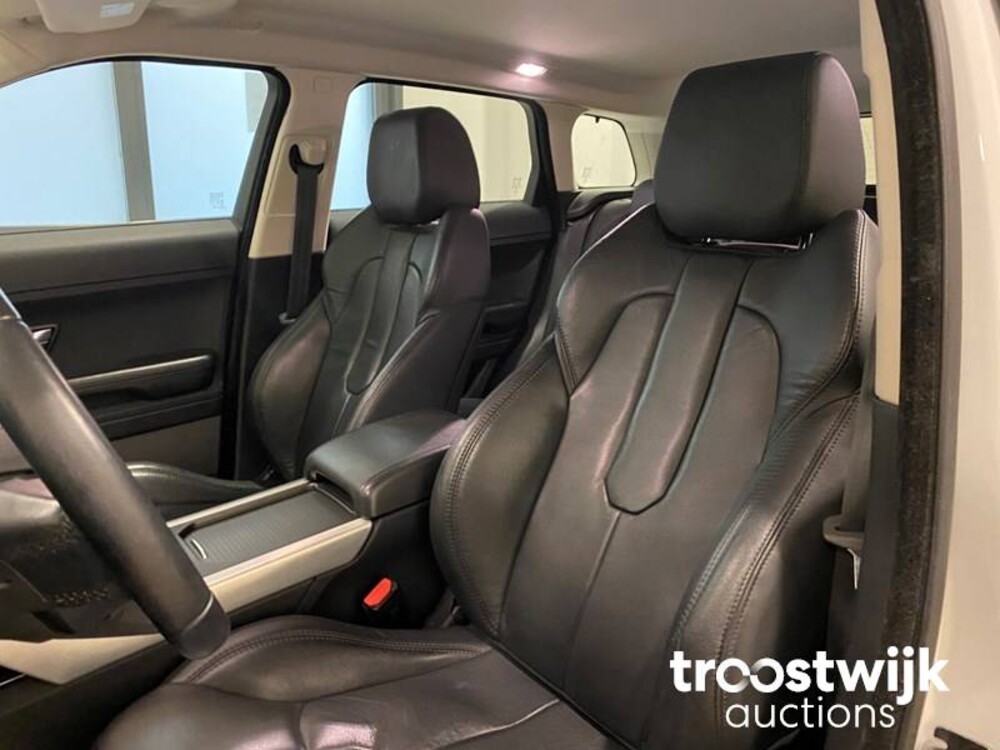 Land Rover Range Rover Evoque 2.2 eD4 2WD Prestige 150hp 2013, XT-118-V