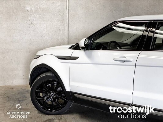 Land Rover Range Rover Evoque 2.2 eD4 2WD Prestige 150hp 2013, XT-118-V