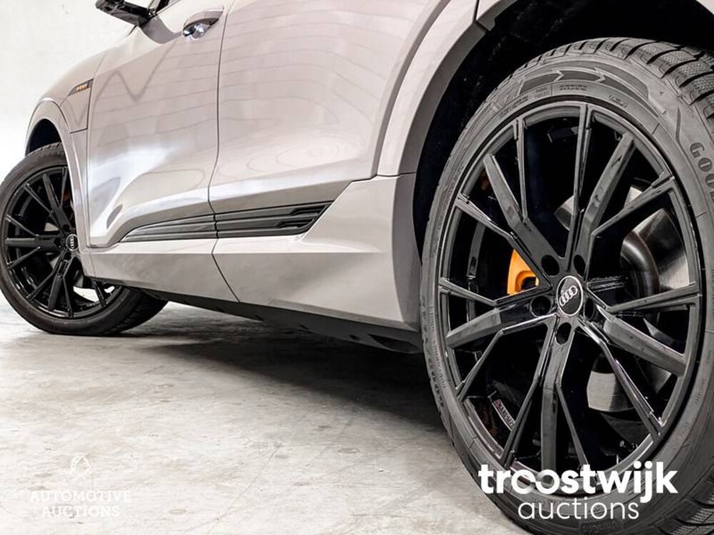 Audi e-tron 55 Sport S-Line Advanced 95 kwh 360hp 2018 -Orig. NL-, XH-638-D