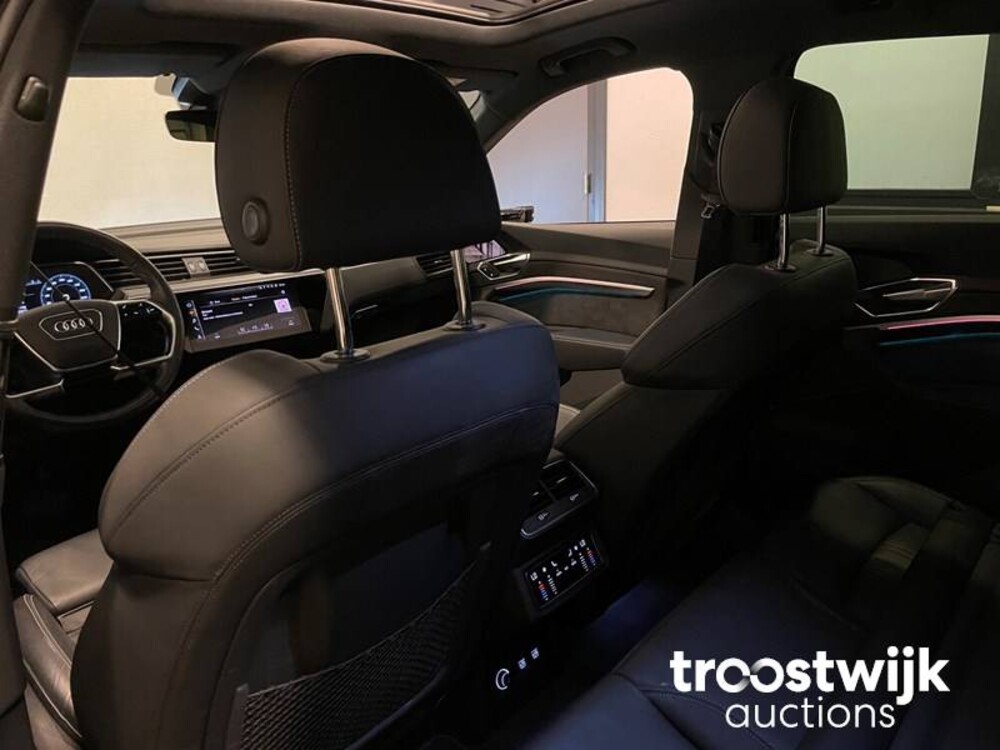 Audi e-tron 55 Sport S-Line Advanced 95 kwh 360hp 2018 -Orig. NL-, XH-638-D