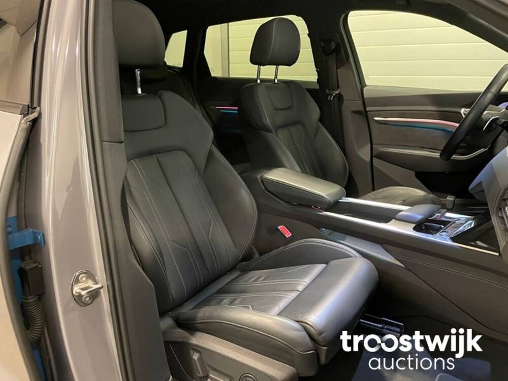 Audi e-tron 55 Sport S-Line Advanced 95 kwh 360hp 2018 -Orig. NL-, XH-638-D