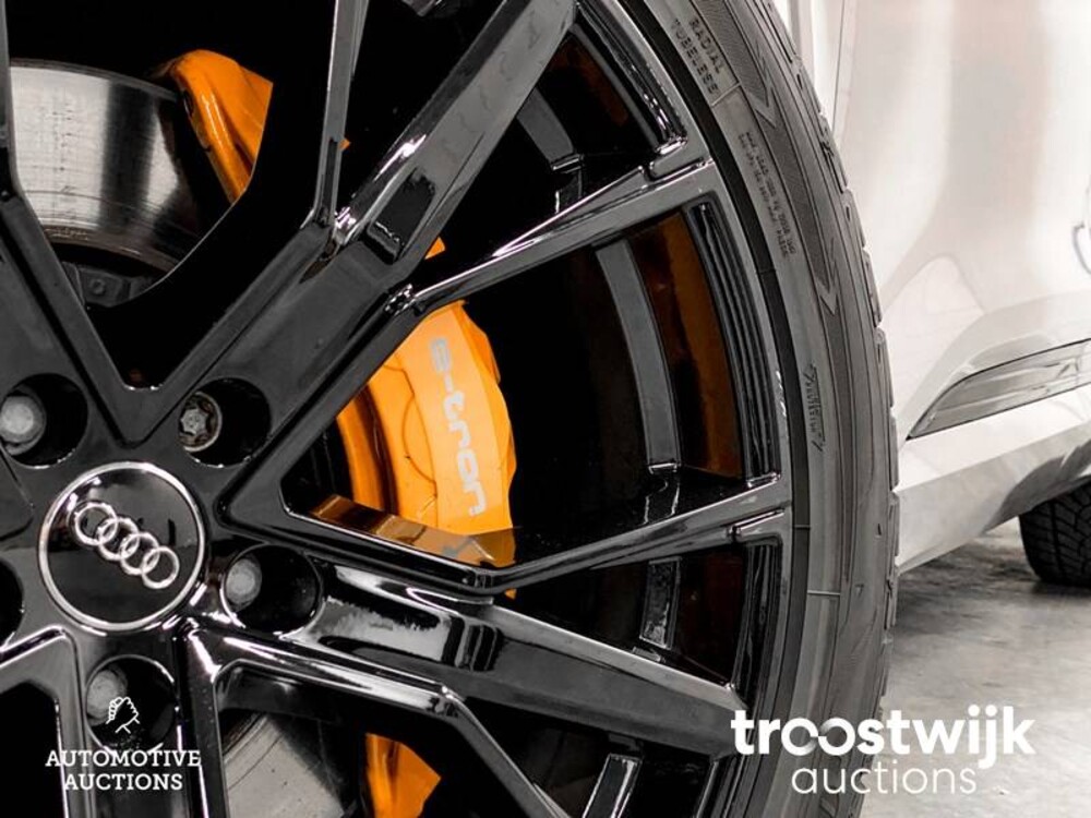 Audi e-tron 55 Sport S-Line Advanced 95 kwh 360hp 2018 -Orig. NL-, XH-638-D