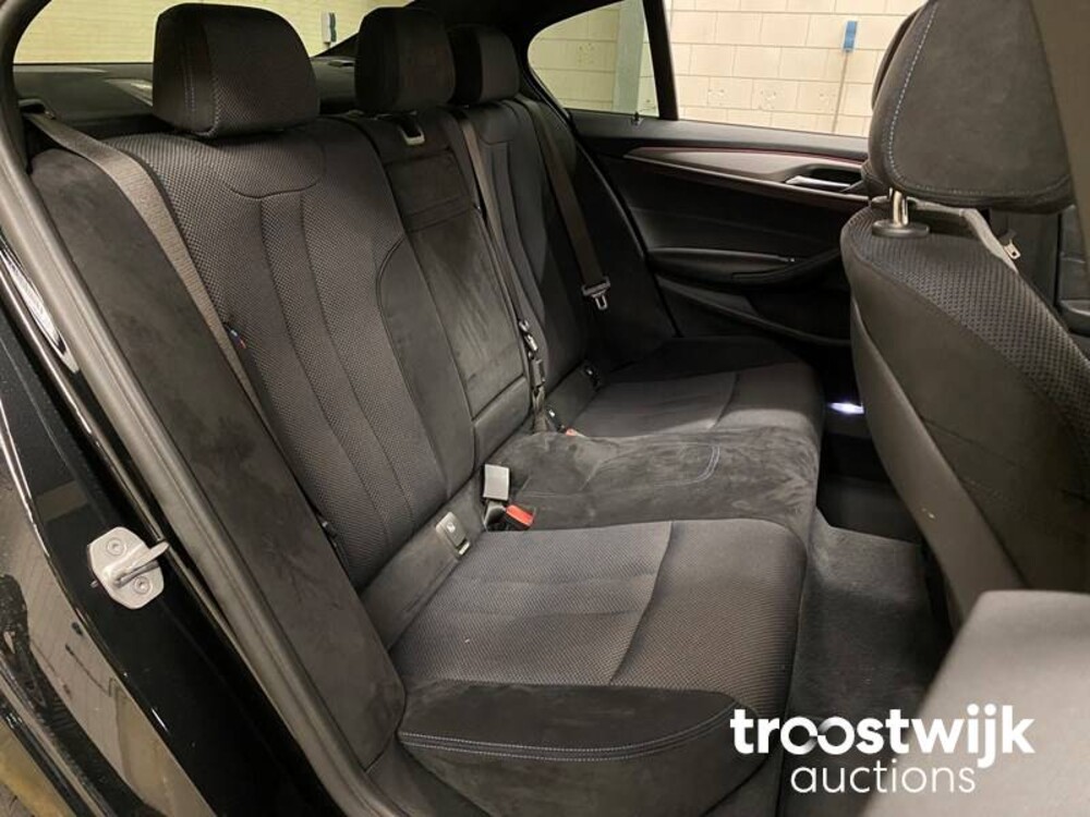 BMW 540i M-Sport xDrive High Executive 5-serie 340pk 2018, G-466-DH