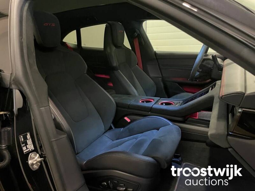 Porsche Taycan Sport Turismo GTS 84 kWh 517pk 2022 Fabrieksgarantie, R-954-DS