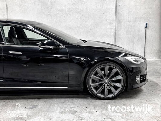 Tesla Model S 60D Base 334pk 2017 -Orig. NL-, PG-368-R