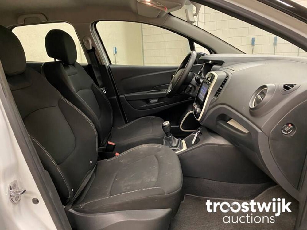 Renault Captur TCe Zen 90pk 2018 -Orig. NL-