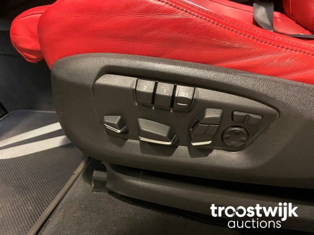 BMW X5M (F15) 4.4 V8 Akrapovic 575pk 2015, N-425-XZ