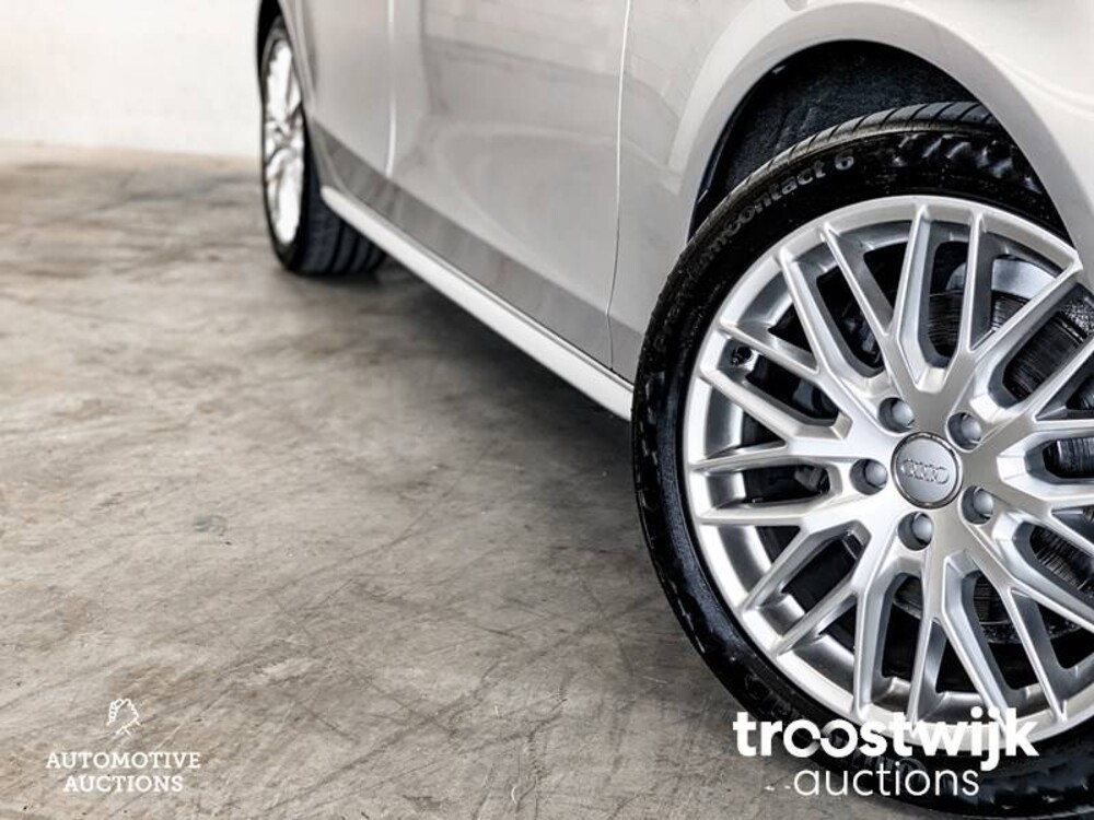 Audi A4 Avant S-Line 2.0 TDI 150pk 2015, K-350-XT