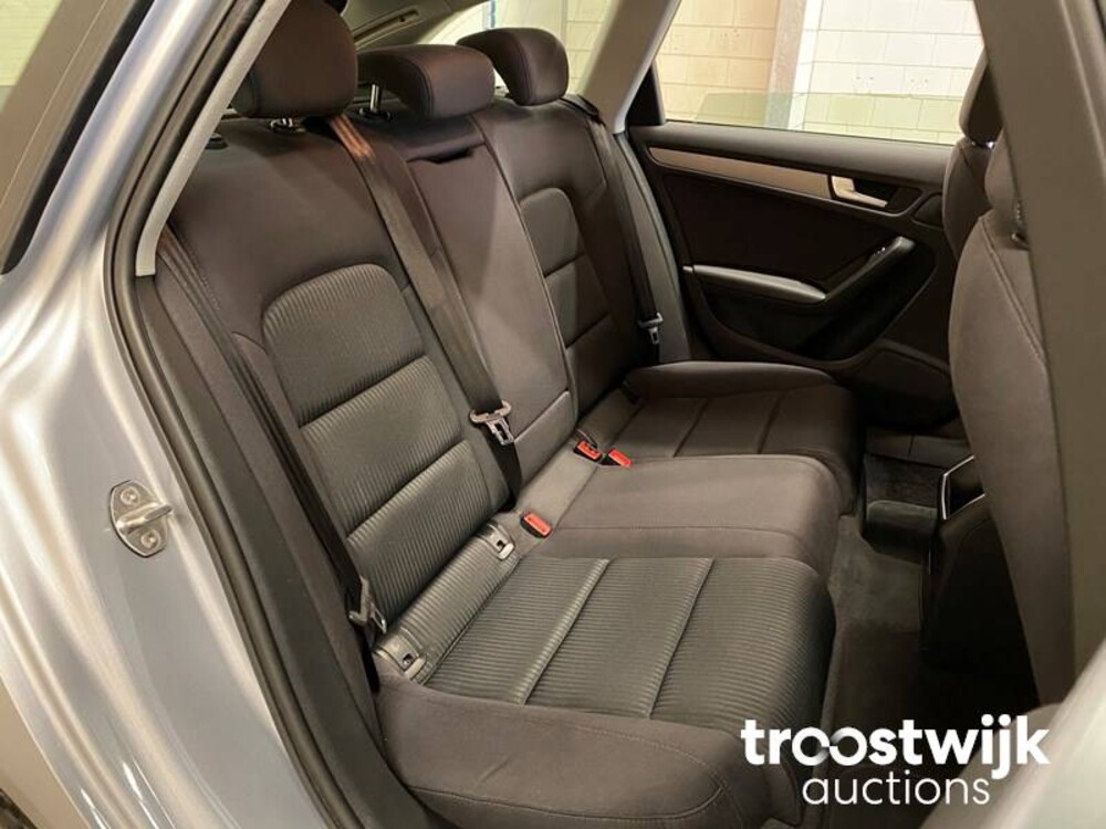 Audi A4 Avant S-Line 2.0 TDI 150pk 2015, K-350-XT