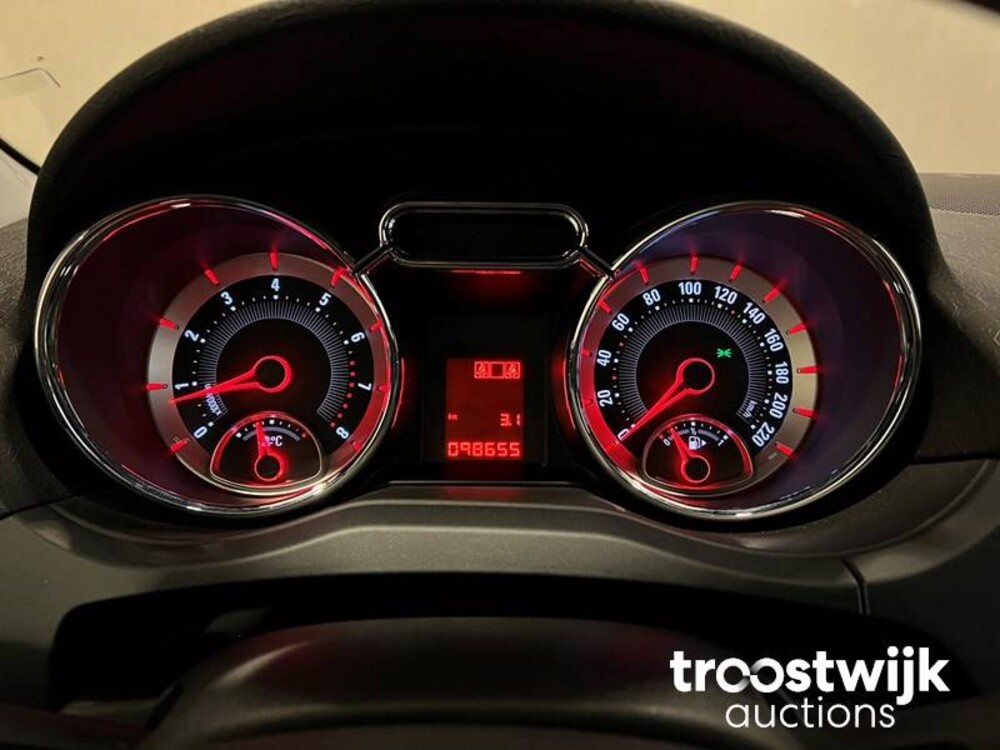 Opel ADAM 1.2 2013, HX-184-Y