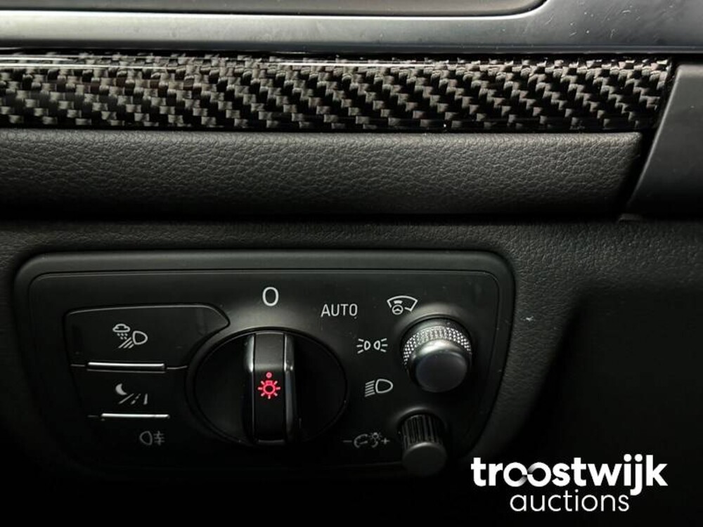 Audi RS6 Avant 4.0 V8 Quattro  Facelift Carbon 700pk Milltek 2015, GP-826-H