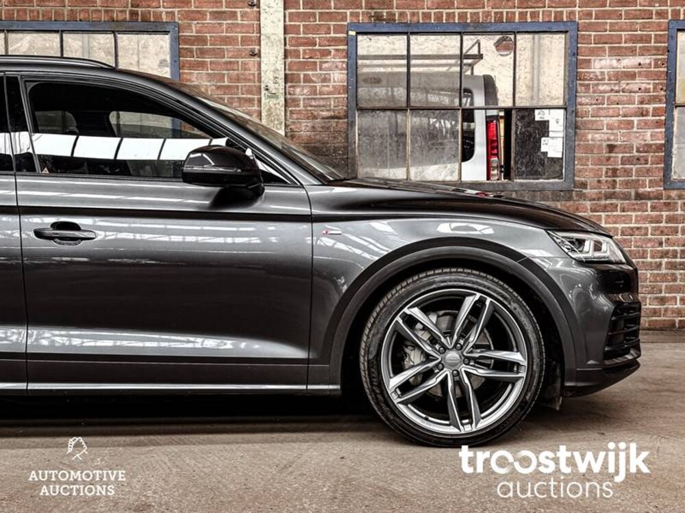 Audi Q5 Sport S-Line 2.0 TFSI Quattro 252pk 2018 -Orig. NL-, SR-104-G
