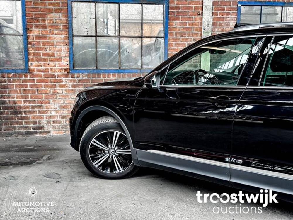 Volkswagen Tiguan 2.0 TDI Connected 190pk 2016, NF-933-L