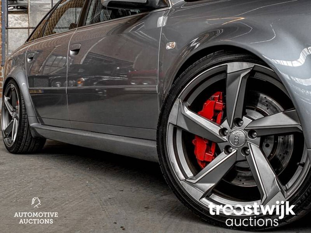 Audi RS6 Limousine 4.2 V8 Quattro  450pk 2003, ZS-298-V