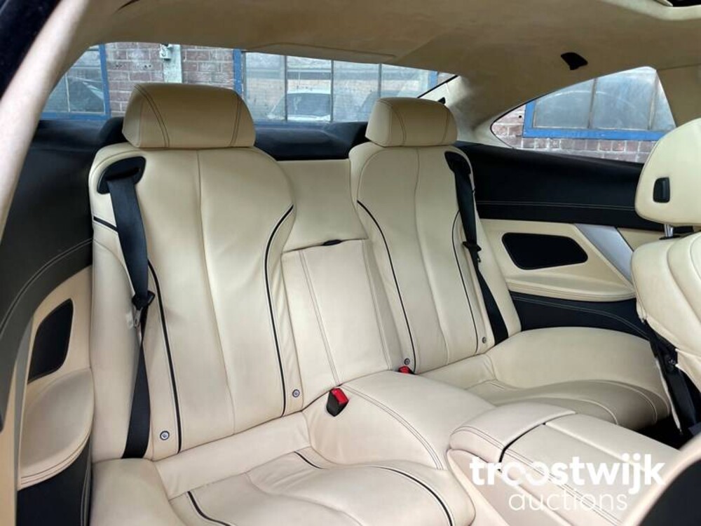 BMW 640i 3.0 V6 6-serie 235pk 2012
