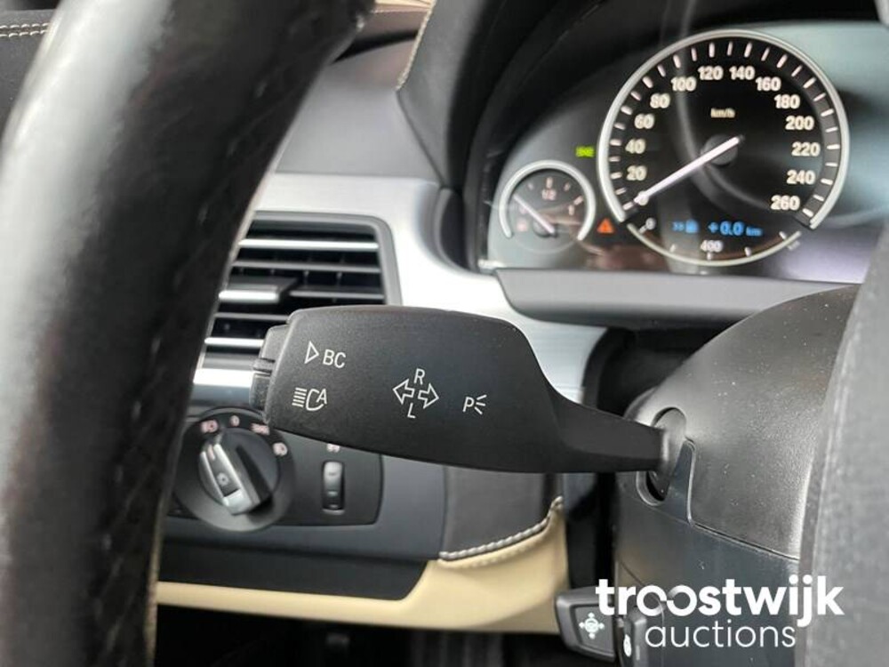 BMW 640i 3.0 V6 6-serie 235pk 2012