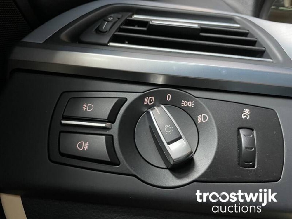 BMW 640i 3.0 V6 6-serie 235pk 2012