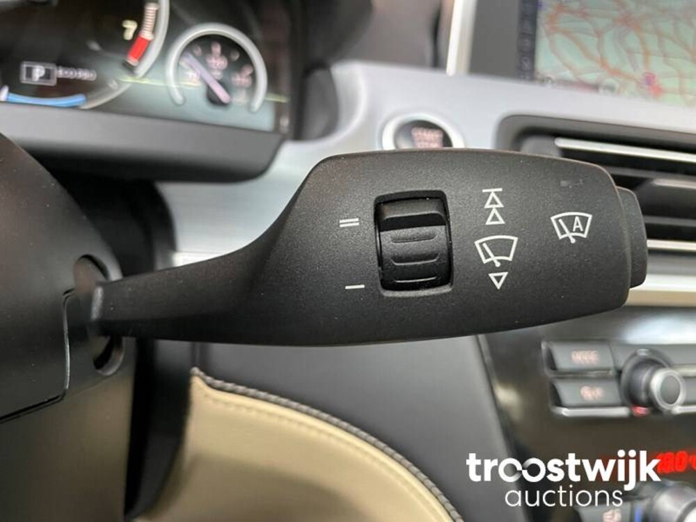 BMW 640i 3.0 V6 6-serie 235pk 2012