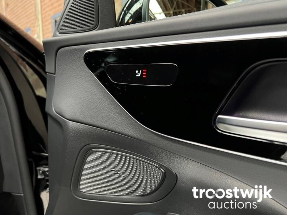 Mercedes-Benz C180 AMG Line Mild Hybrid Nieuw-Model 170pk 2022 -Fabrieksgarantie- C-Klasse, R-013-TS