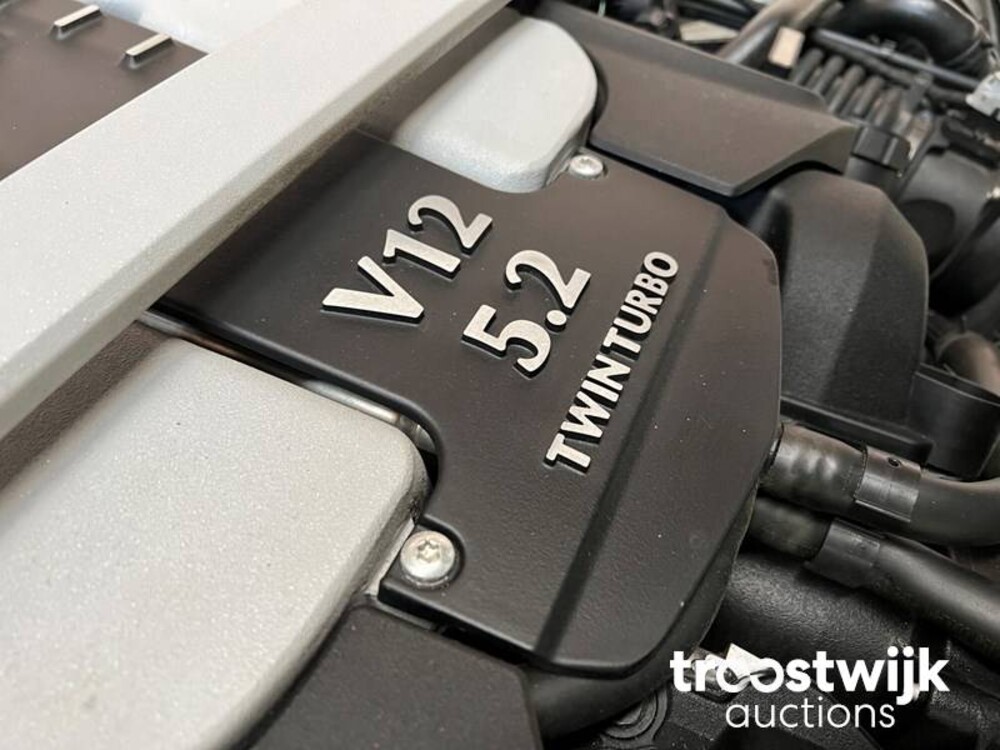 Aston Martin DB11 5.2 V12 Twin Turbo 609pk 2017