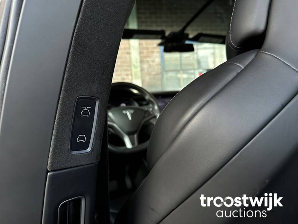 Tesla Model X 100D 7p. 417pk 2018 -Orig. NL-, SZ-133-P