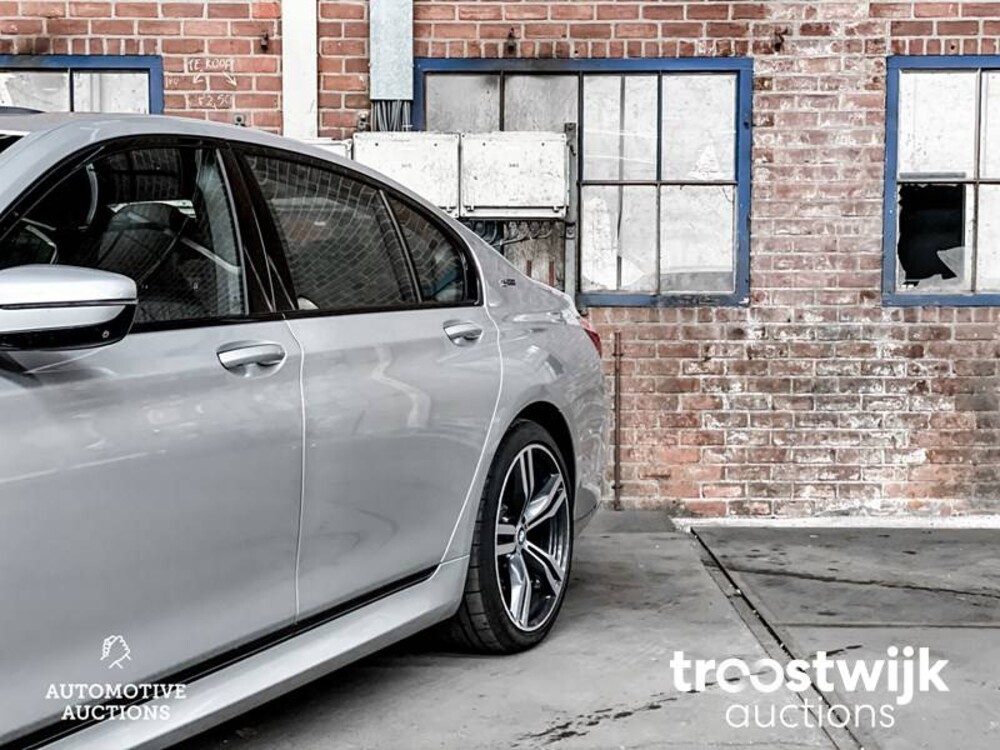 BMW 740e iPerformance High Executive 326pk 2016 7-serie, ND-647-F