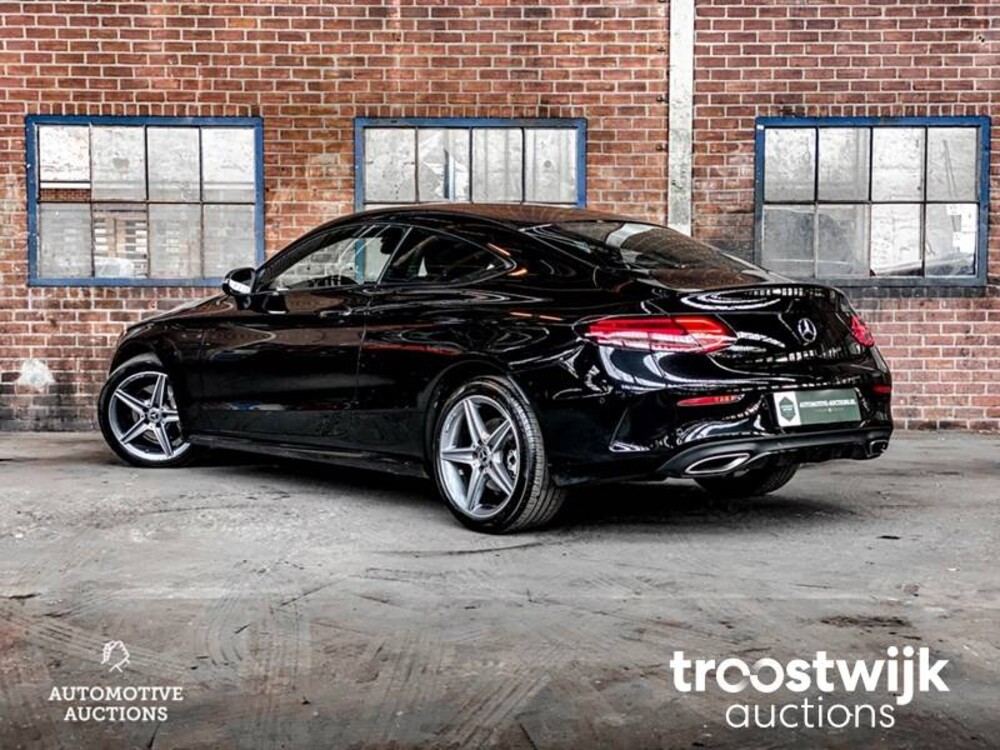 Mercedes-Benz C180 Coupe AMG Premium Plus 156pk 2017, G-955-VT