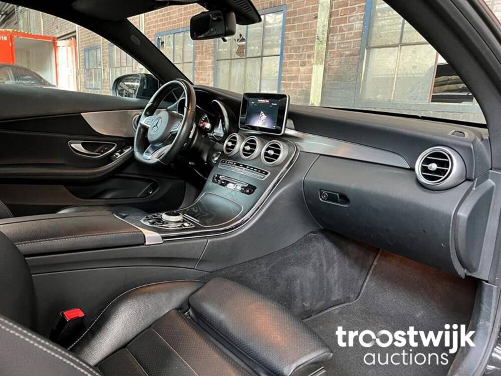 Mercedes-Benz C180 Coupe AMG Premium Plus 156pk 2017, G-955-VT